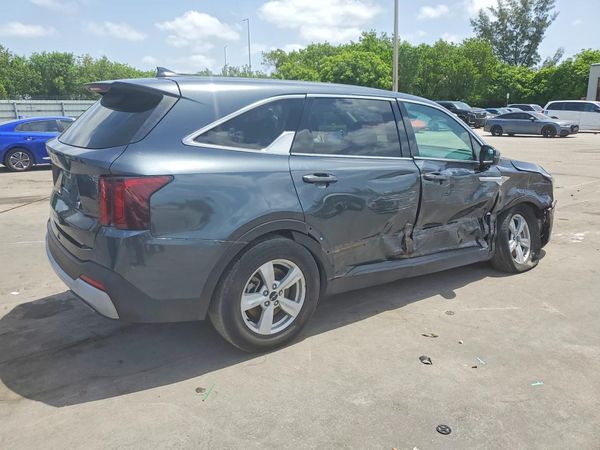 2024 KIA SORENTO LX