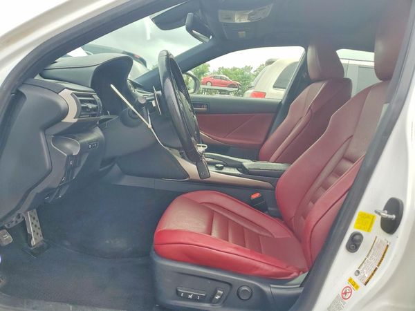 2018 LEXUS IS 300