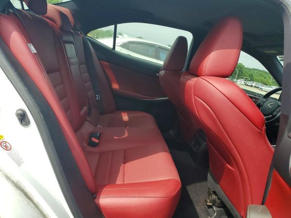 2018 LEXUS IS 300