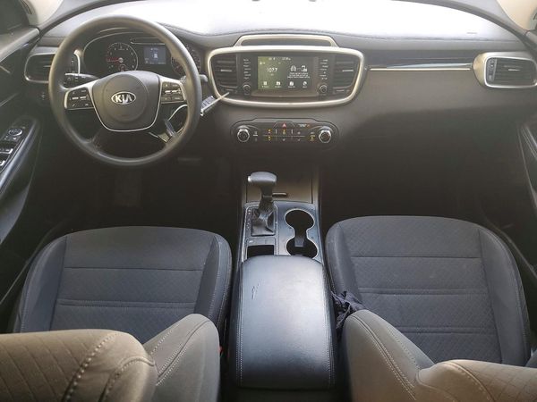 2019 KIA SORENTO L, LX, S