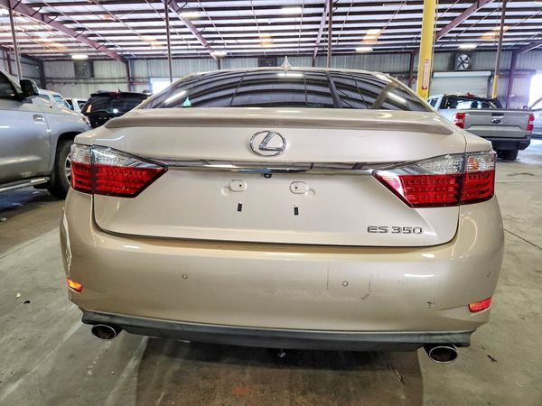 2015 LEXUS ES