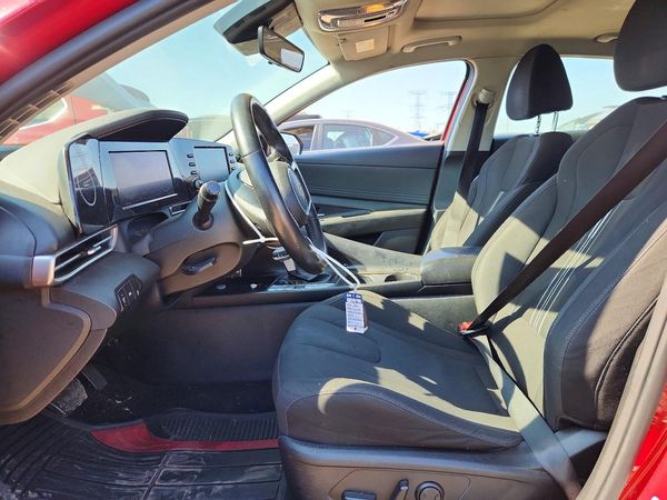 2021 HYUNDAI ELANTRA SEL