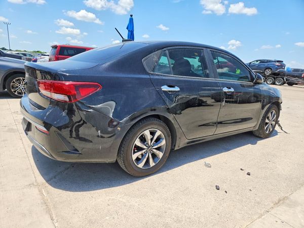 2022 KIA RIO LX, S