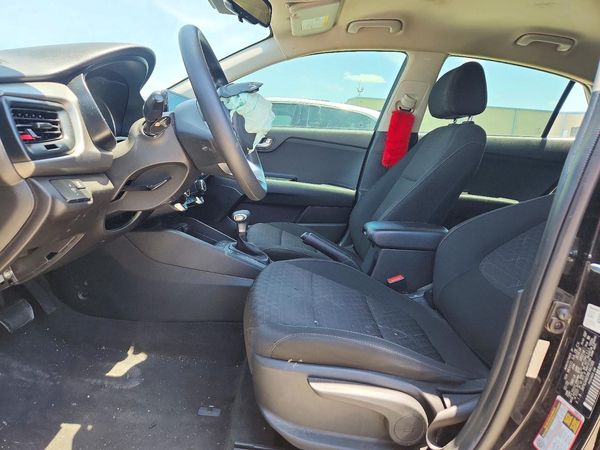 2022 KIA RIO LX, S