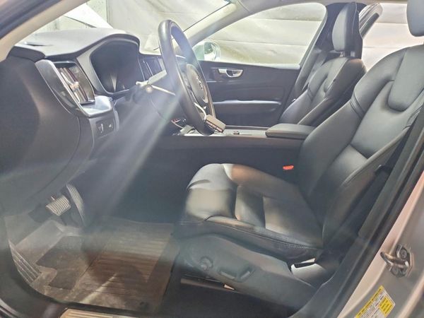 2018 VOLVO XC60