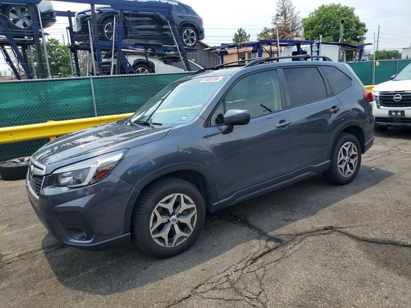 2021 SUBARU FORESTER Premium