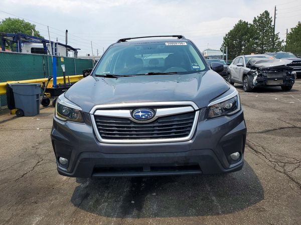 2021 SUBARU FORESTER Premium