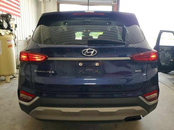 2020 HYUNDAI SANTA FE SE