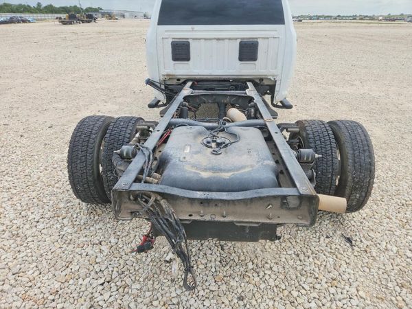 2018 RAM 5500 CREW CAB CHASSIS