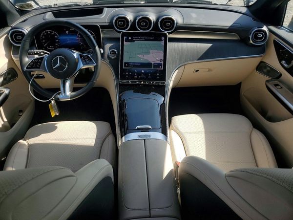 2024 MERCEDES-BENZ GLC