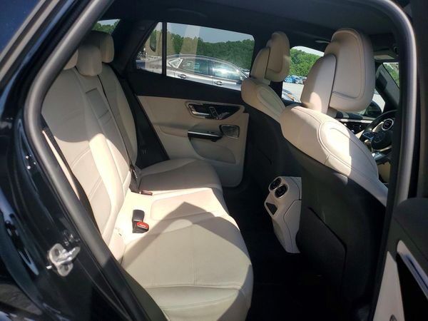 2024 MERCEDES-BENZ GLC