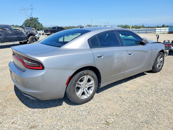 2016 DODGE CHARGER SE