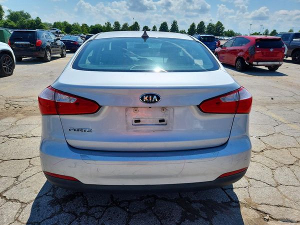 2016 KIA FORTE GL (Middle-Low Grade)
