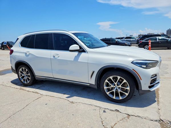 2020 BMW X5 sDrive40i — Passenger 3/4