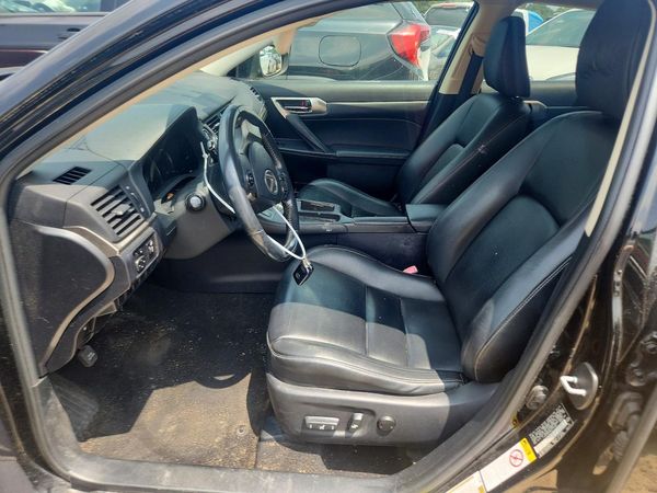 2014 LEXUS CT 200h