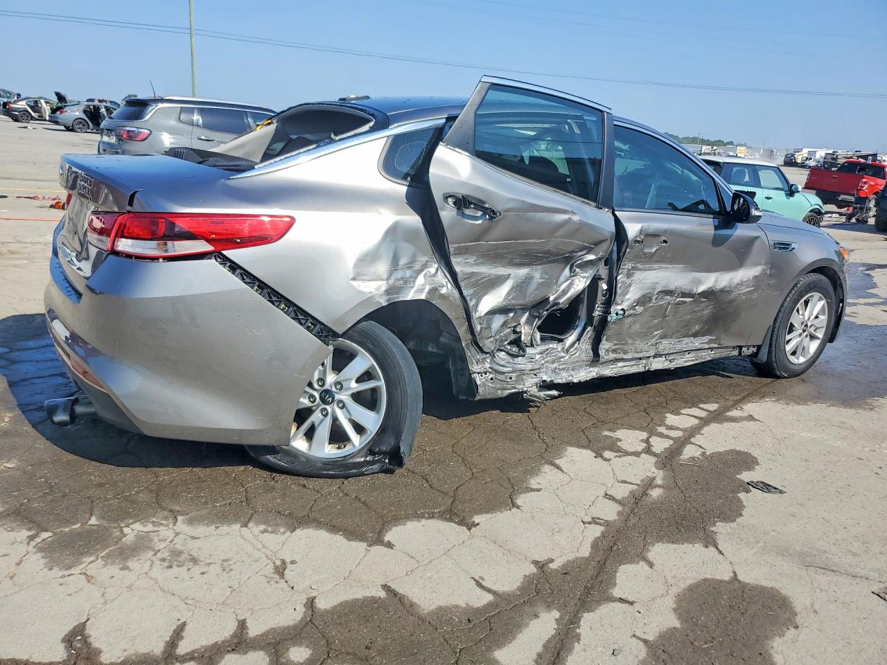 2016 KIA OPTIMA GL