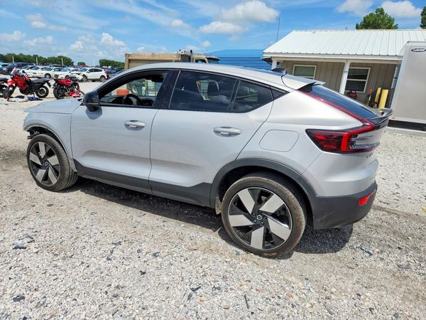 2023 VOLVO C40 Plus Dark