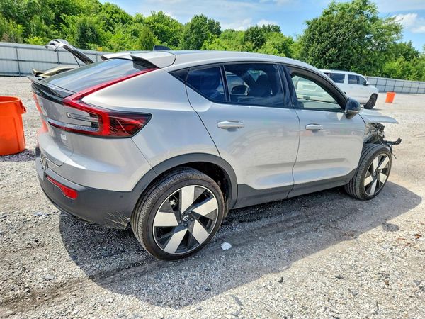 2023 VOLVO C40 Plus Dark