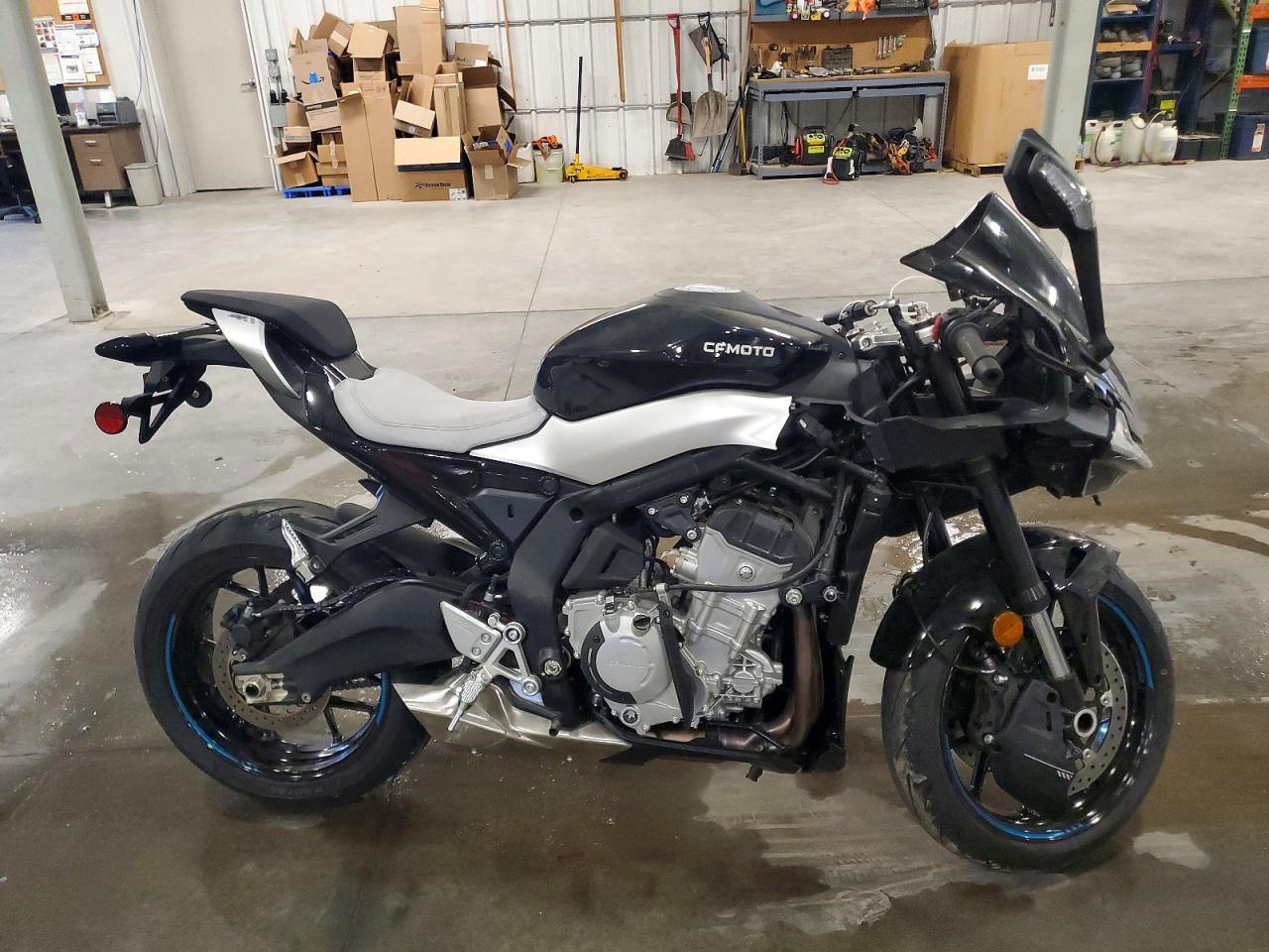 2026 CF MOTO 675SS