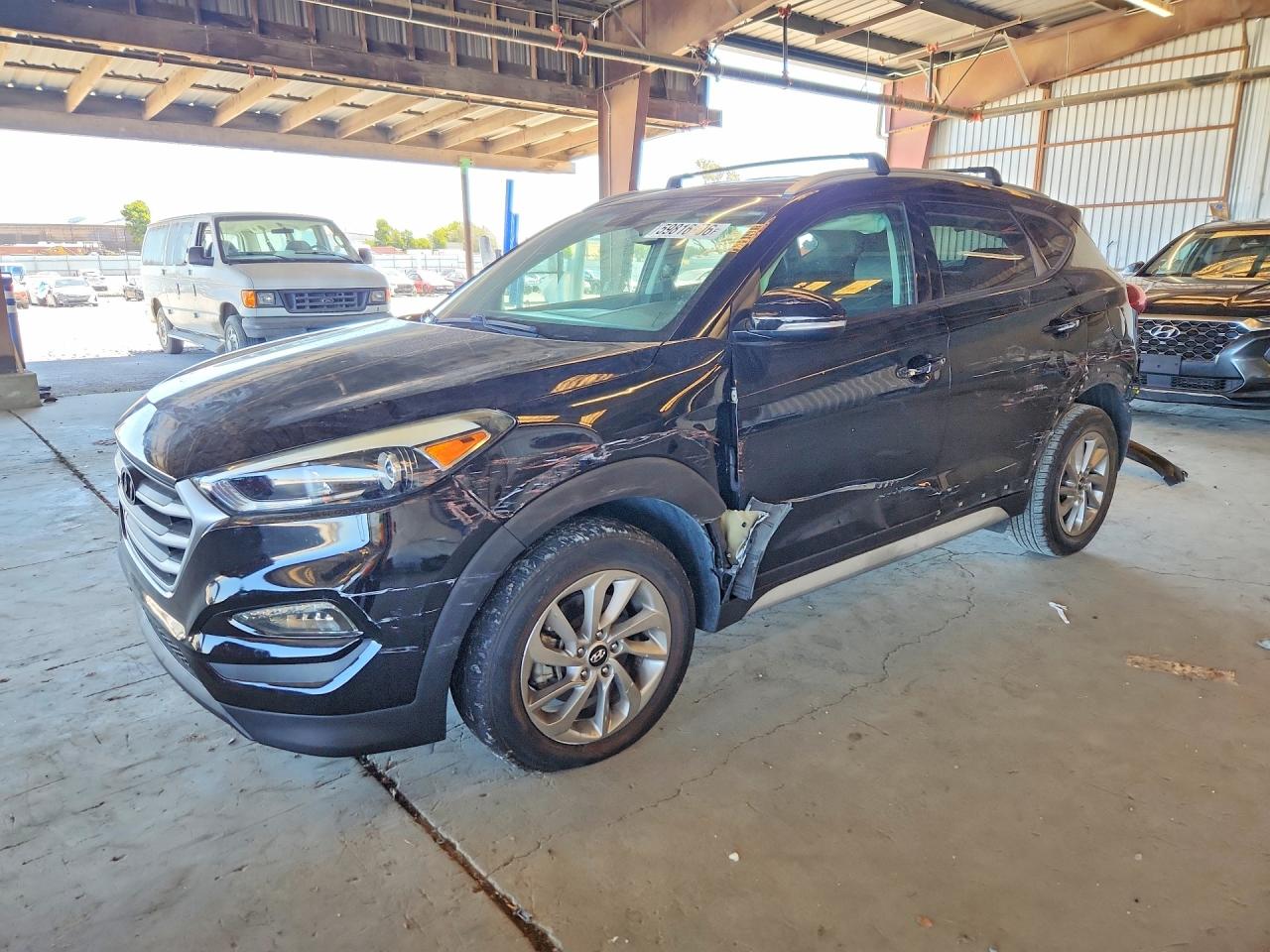 2017 HYUNDAI TUCSON