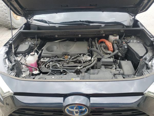 2022 TOYOTA RAV4 SE