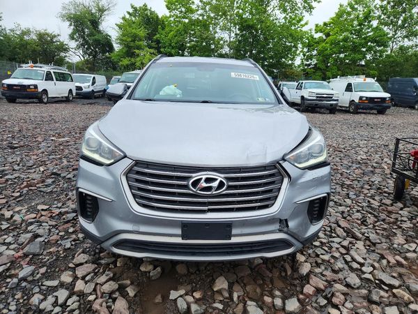 2019 HYUNDAI SANTA FE XL SE Base