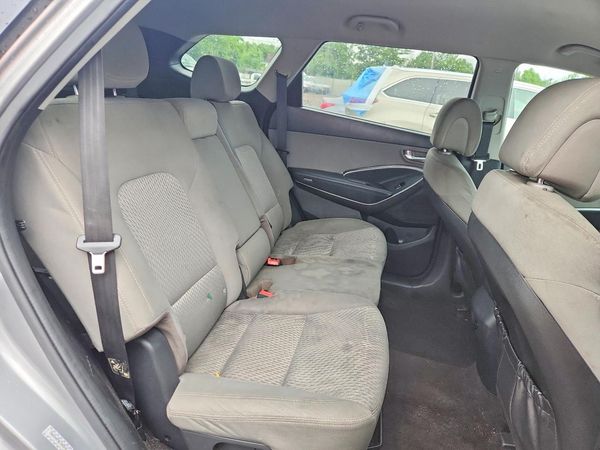 2019 HYUNDAI SANTA FE XL SE Base