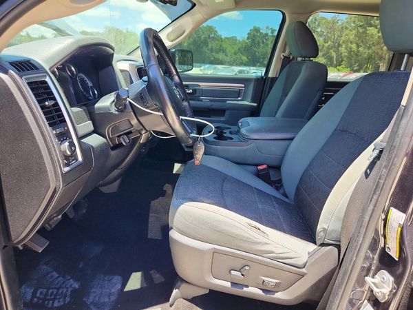 2016 RAM 1500 SLT