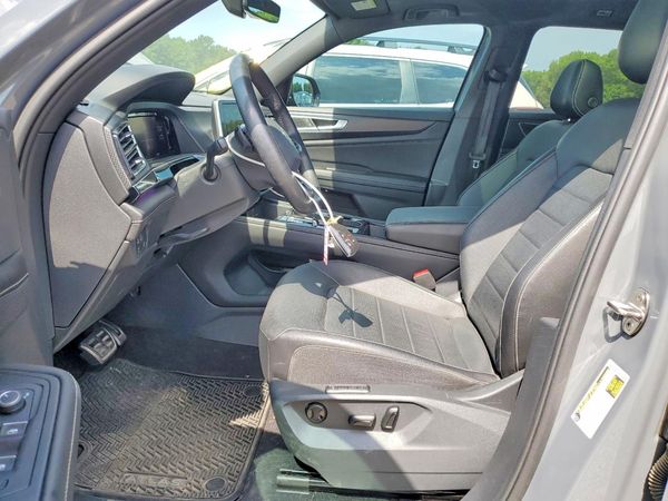 2024 VOLKSWAGEN ATLAS CROSS SPORT 4Motion SEL R-Line — DENT