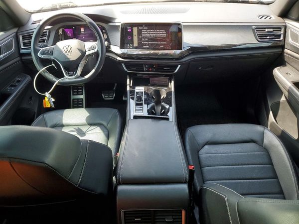 2024 VOLKSWAGEN ATLAS CROSS SPORT 4Motion SEL R-Line — CKPT