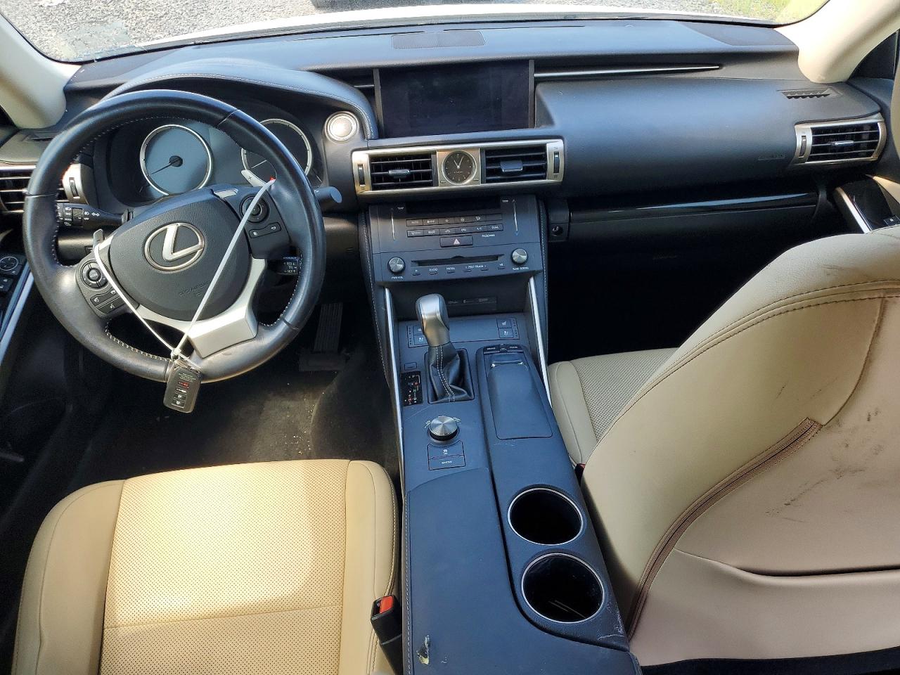 2016 LEXUS IS 300