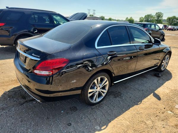 2016 MERCEDES-BENZ C C300-4M