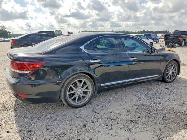 2013 LEXUS LS 460