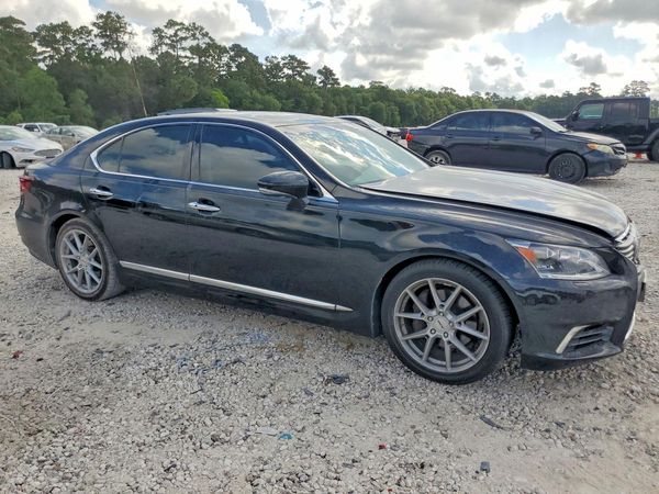 2013 LEXUS LS 460
