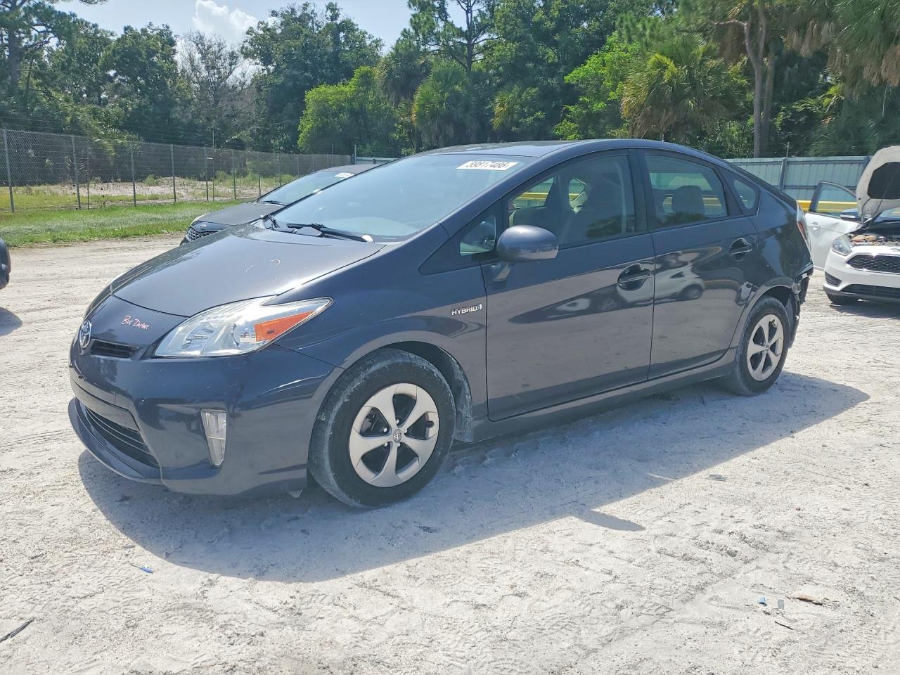 2015 TOYOTA PRIUS