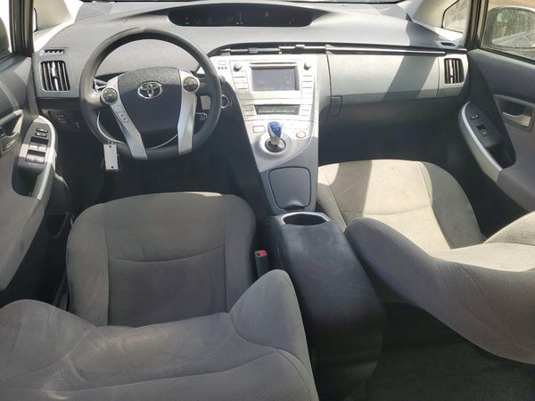 2015 TOYOTA PRIUS