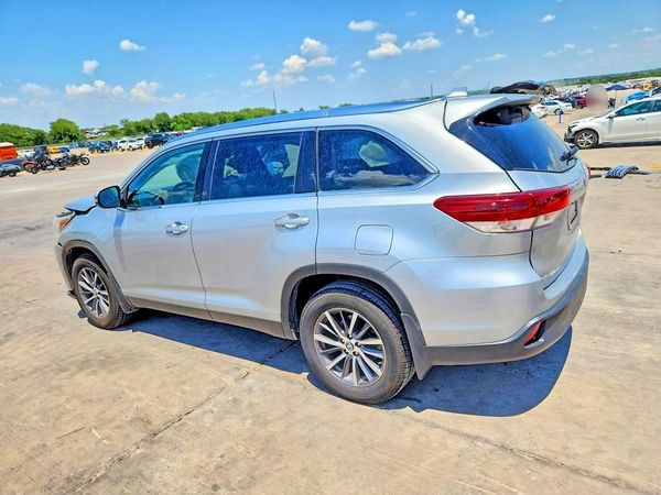 2019 TOYOTA HIGHLANDER SE/XLE