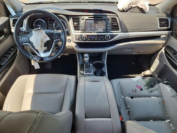 2019 TOYOTA HIGHLANDER SE/XLE