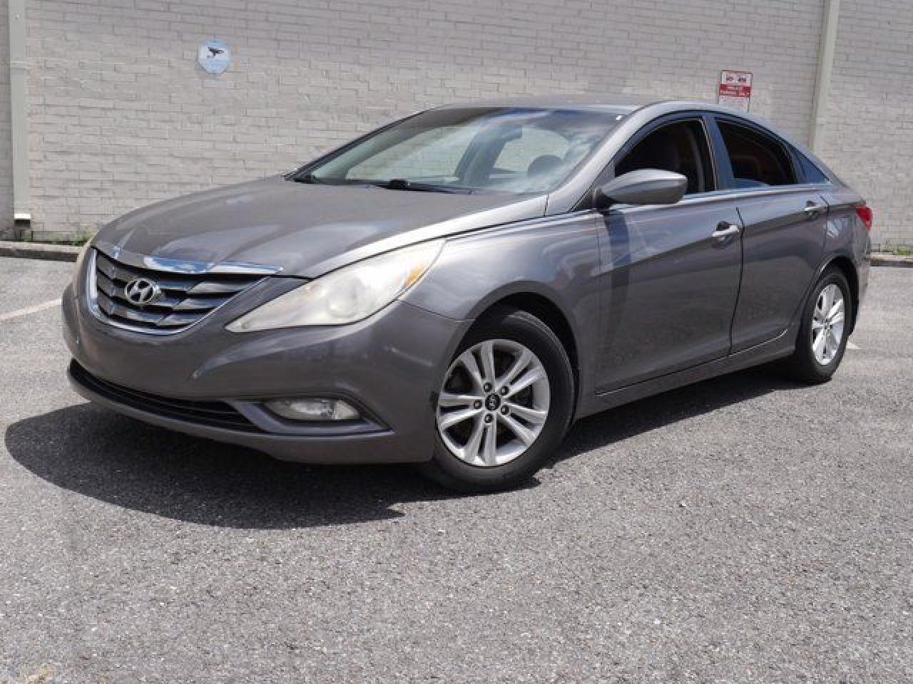 2013 HYUNDAI SONATA