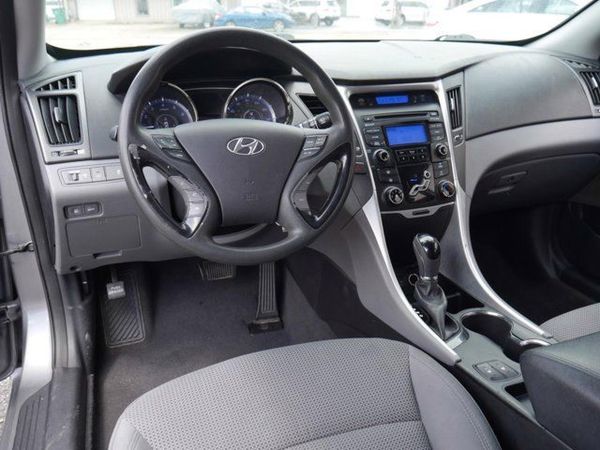 2013 HYUNDAI SONATA