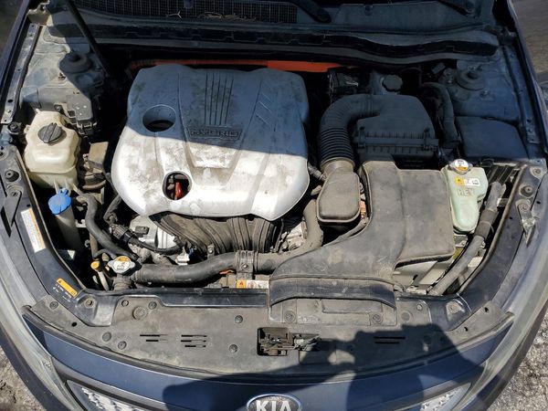2014 KIA OPTIMA GL - Middle-low