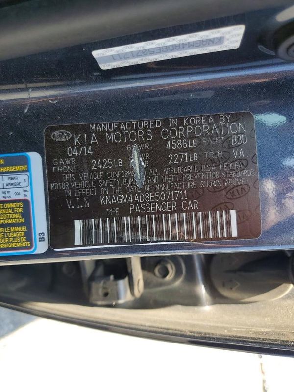 2014 KIA OPTIMA GL - Middle-low