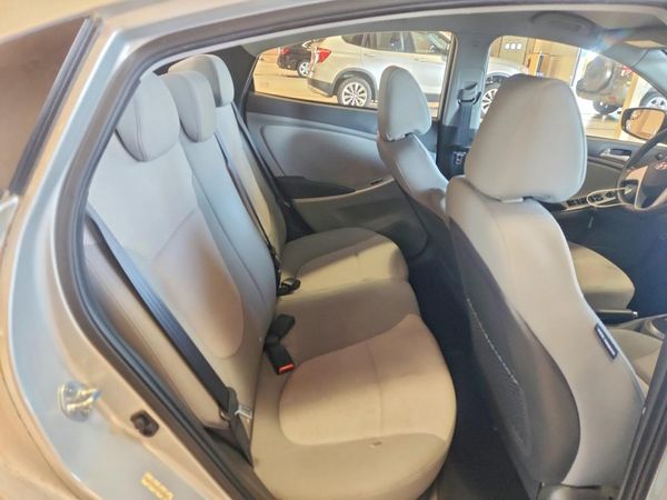2014 HYUNDAI ACCENT