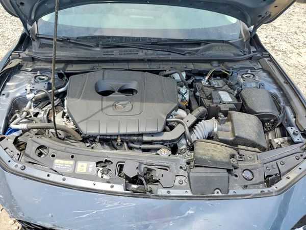 2024 MAZDA 3 Preferred Package