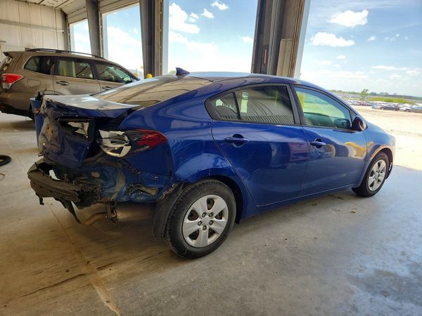 2017 KIA FORTE LX Base
