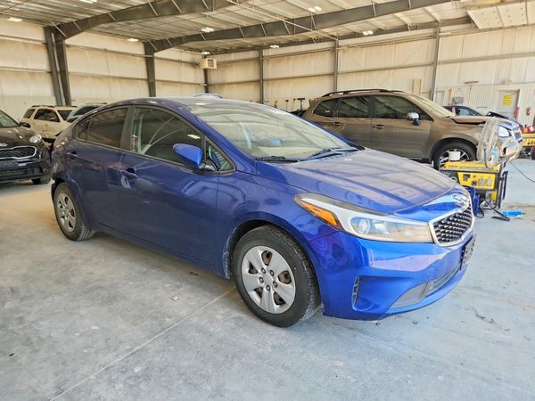 2017 KIA FORTE LX Base