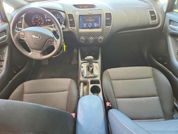 2017 KIA FORTE LX Base