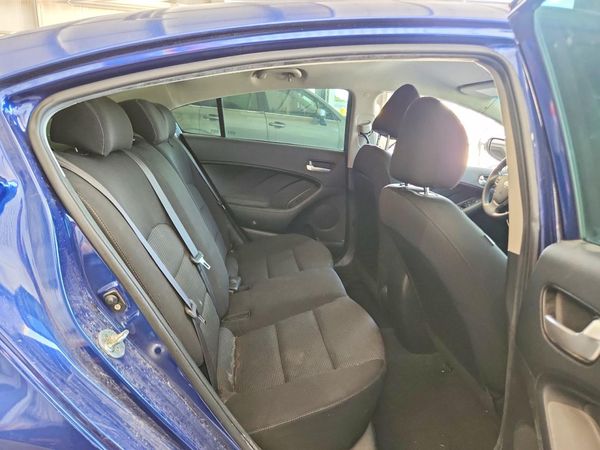 2017 KIA FORTE LX Base