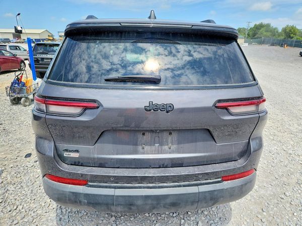 2025 JEEP GRAND CHEROKEE Laredo, Altitude