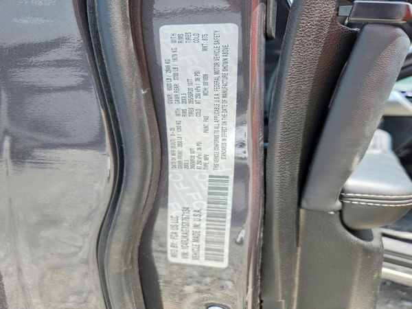 2025 JEEP GRAND CHEROKEE Laredo, Altitude